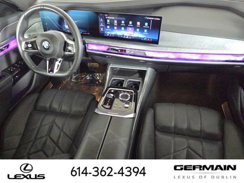 Used 2025 BMW 740i xDrive AWD/4WD image 21