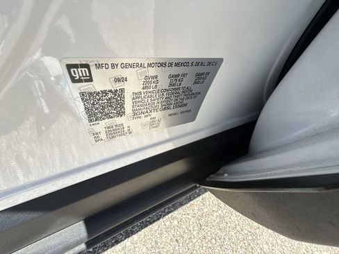 Used 2025 Chevrolet Equinox RS w/ Safety and Technology Package AWD/4WD image 32