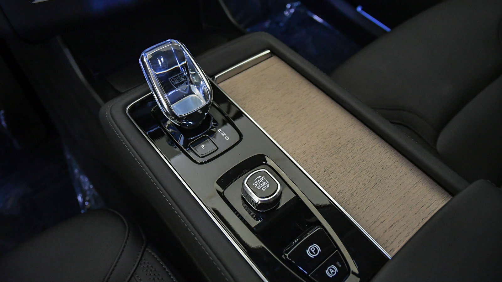 Certified 2026 Volvo XC90 B6 Plus AWD/4WD image 22