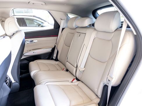 New 2026 Genesis GV70 2.5T Advanced image 21