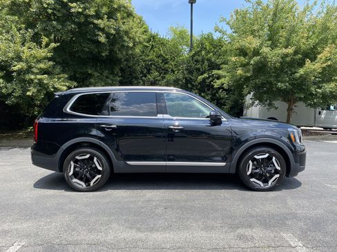 Used 2023 Kia Telluride S AWD/4WD image 10