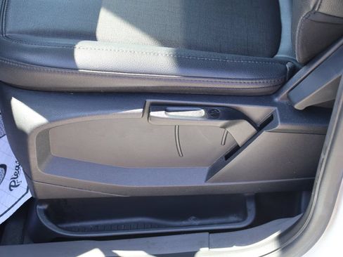 Used 2020 Ford Transit Connect XL FWD image 19
