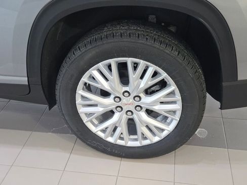 New 2026 GMC Acadia Elevation w/ Elevation Premium Package AWD/4WD image 13