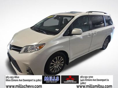 Used 2019 Toyota Sienna XLE w/ XLE Navigation Package