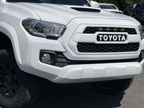 Used 2023 Toyota Tacoma TRD Sport w/ Advanced Technology Package AWD/4WD image 2
