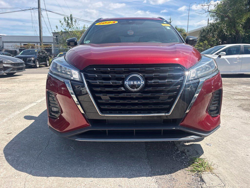 Used 2023 Nissan Kicks SR FWD image 8