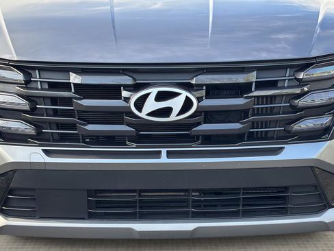 Certified 2025 Hyundai Tucson SEL image 9