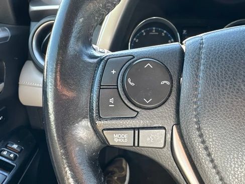 Used 2016 Toyota RAV4 Limited AWD/4WD image 4