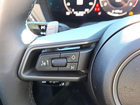 Certified 2025 Porsche 911 Carrera image 24