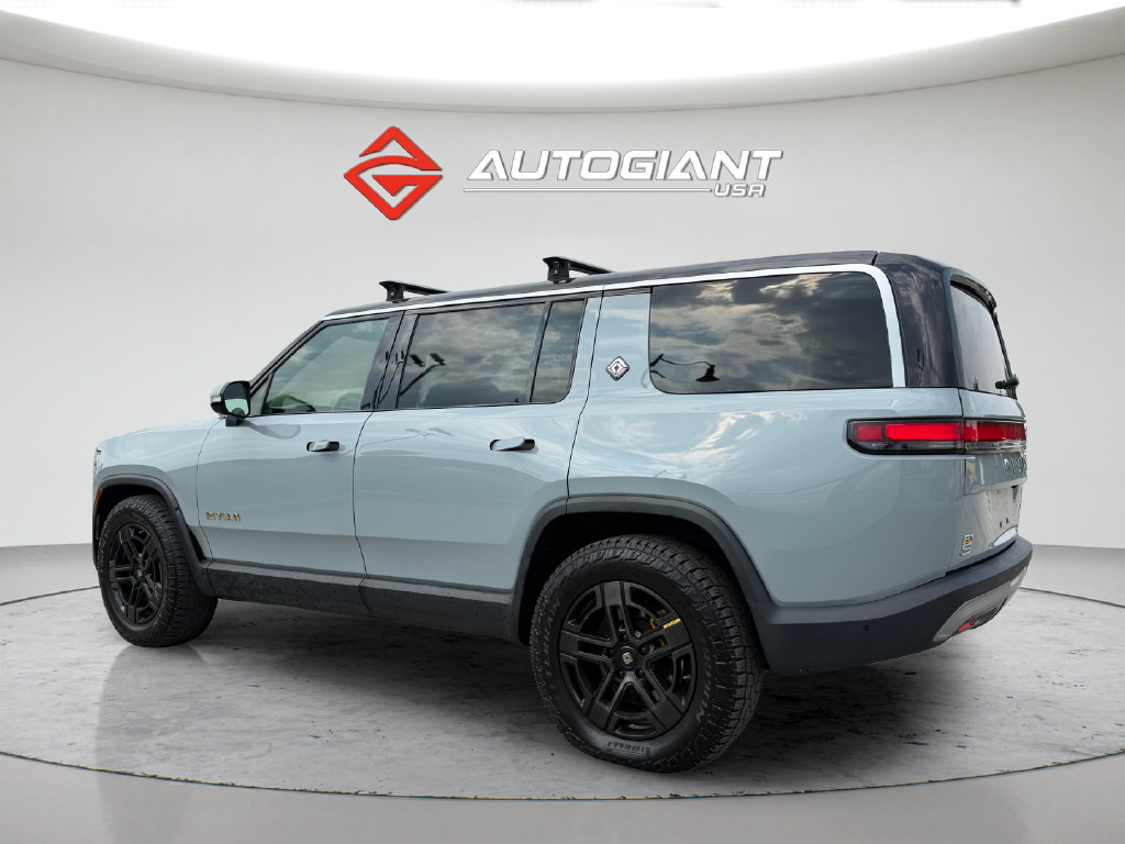 Used 2023 Rivian R1S Adventure Quad AWD/4WD image 3