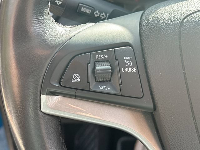 Used 2020 Chevrolet Trax LT w/ LT Convenience Package FWD image 43