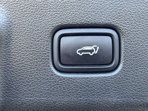 Used 2020 Hyundai Palisade SEL w/ Premium Package image 9