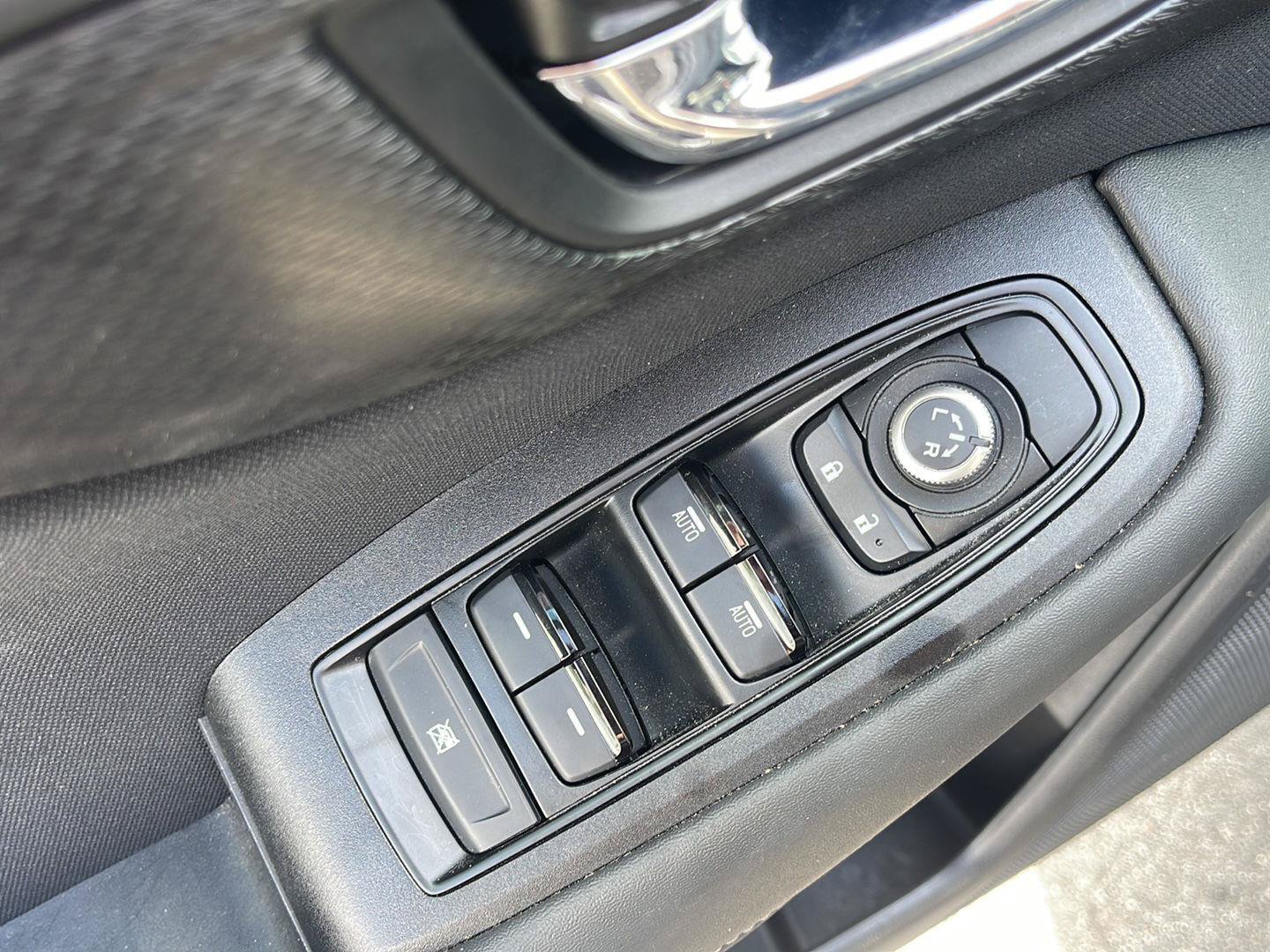Used 2024 Subaru Outback Premium AWD/4WD image 15