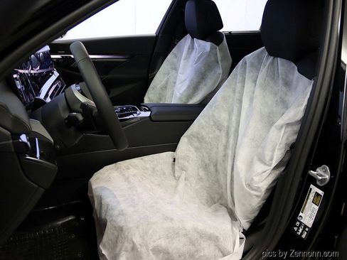 Used 2026 BMW 540i xDrive w/ Executive Package image 10