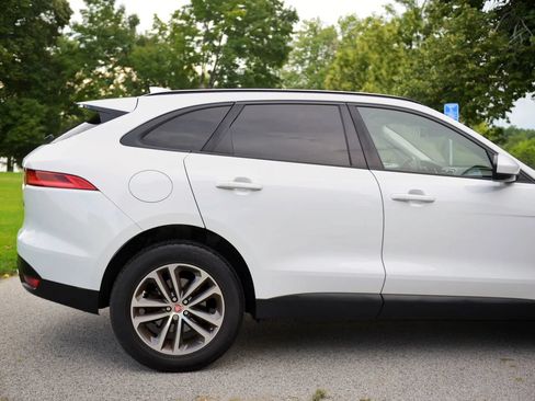 Used 2018 Jaguar F-PACE Premium AWD/4WD image 37