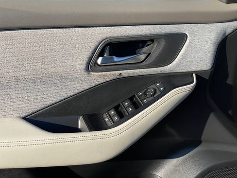 Certified 2023 Nissan Rogue SV AWD/4WD image 13