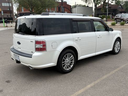 Used 2013 Ford Flex SEL w/ Class III Trailer Tow Pkg AWD/4WD image 12