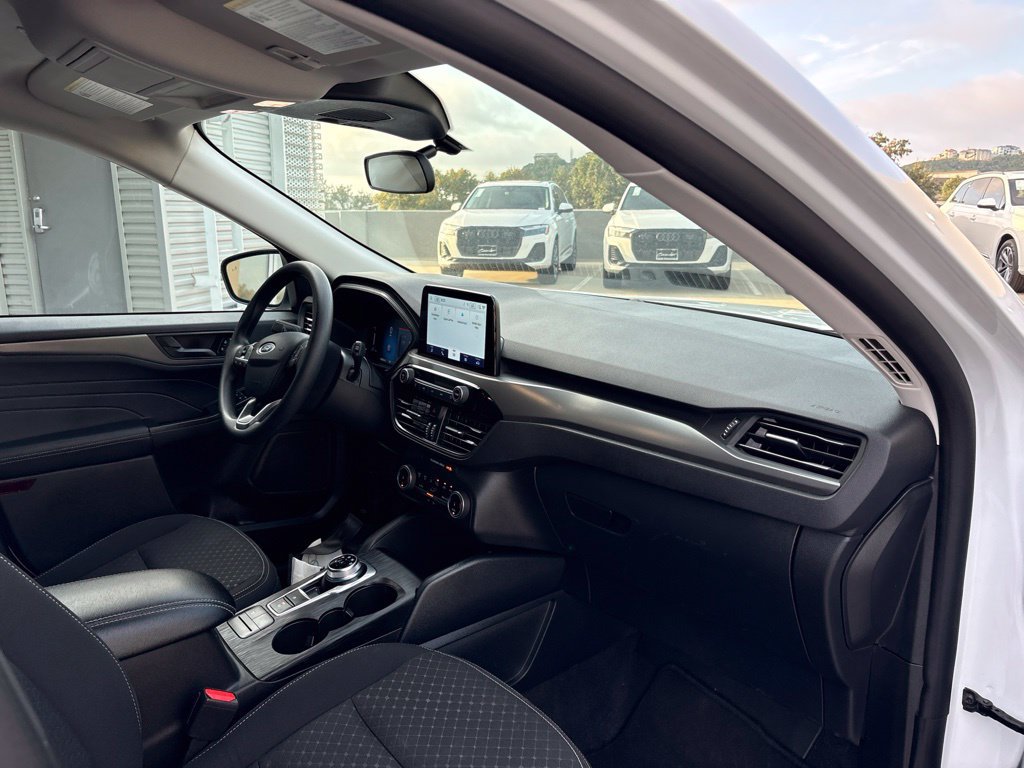 Used 2026 Ford Escape Active FWD image 19