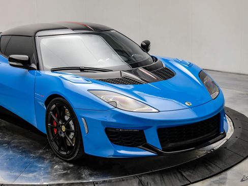 Used 2021 Lotus Evora image 32