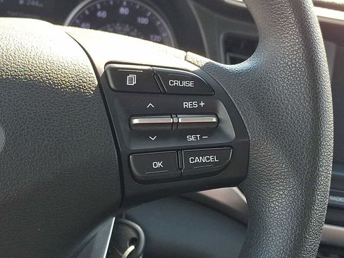 Used 2020 Hyundai Elantra SE w/ Cargo Package (C1) image 21