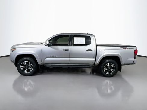 Used 2019 Toyota Tacoma TRD Sport RWD image 9