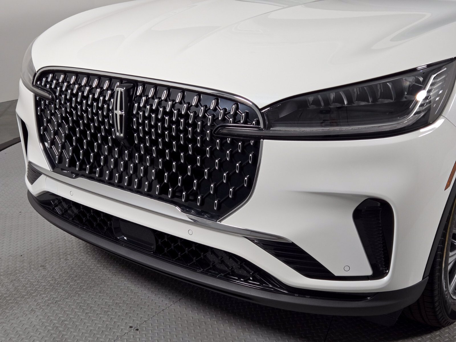 New 2027 Lincoln Aviator 2WD image 10