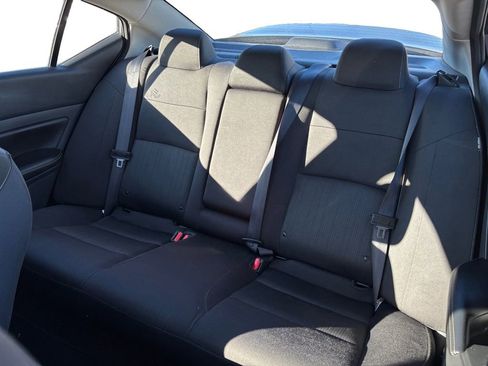 Used 2024 Nissan Altima 2.5 SV image 21