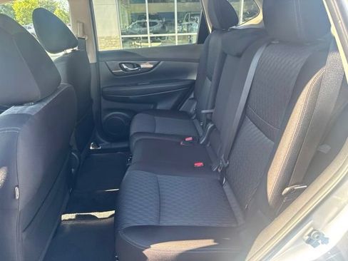 Used 2019 Nissan Rogue SV w/ Premium Package AWD/4WD image 21