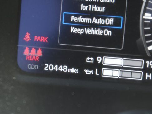 Used 2024 Toyota Tundra Capstone AWD/4WD image 33