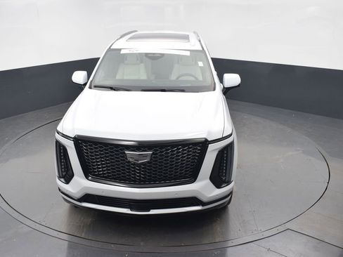 Certified 2026 Cadillac Escalade Platinum Sport w/ LPO, ONYX Package image 43