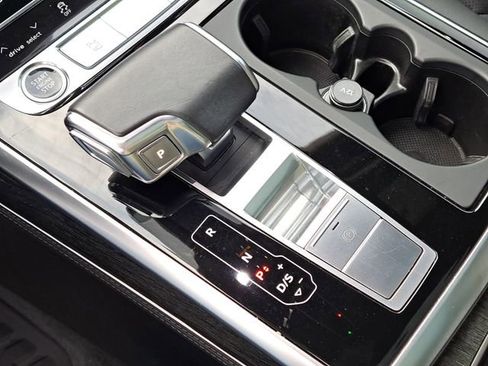 Used 2021 Audi Q7 3.0T Prestige image 18