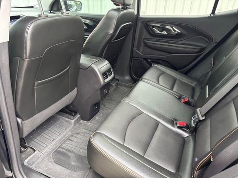 Used 2024 GMC Terrain AT4 w/ Infotainment Package II image 29