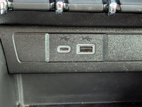 Used 2023 Chevrolet Colorado LT w/ LT Convenience Package II image 23