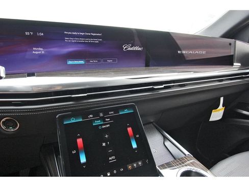 New 2026 Cadillac Escalade Luxury w/ Touring Package AWD/4WD image 17