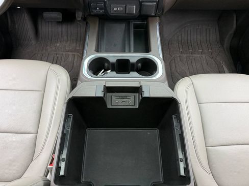 Used 2019 GMC Sierra 1500 SLT w/ SLT Premium Plus Package AWD/4WD image 37