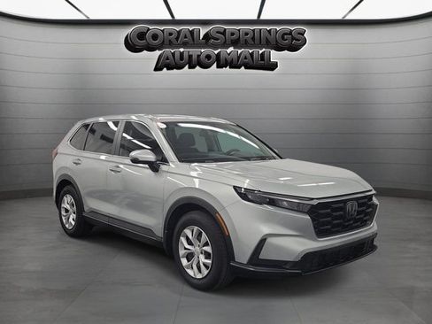 Used 2025 Honda CR-V LX image 1