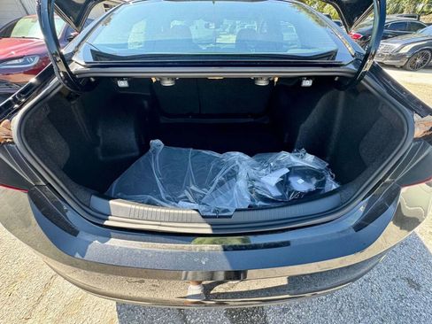 Used 2025 Chevrolet Malibu LT image 21