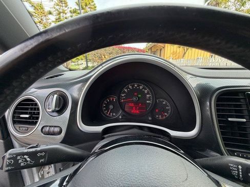 Used 2012 Volkswagen Beetle 2.0T FWD image 27