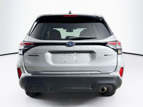 Used 2025 Subaru Forester Touring w/ Popular Package - Touring AWD/4WD image 33