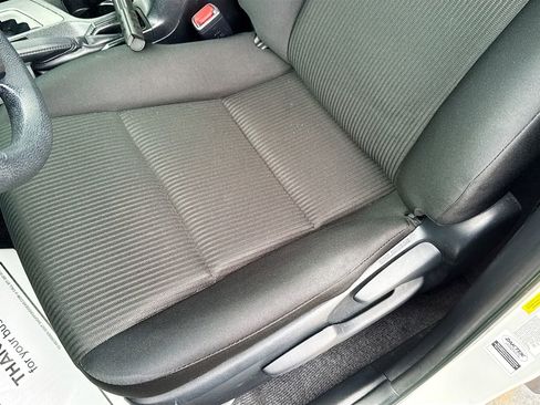 Used 2017 Toyota RAV4 LE image 26