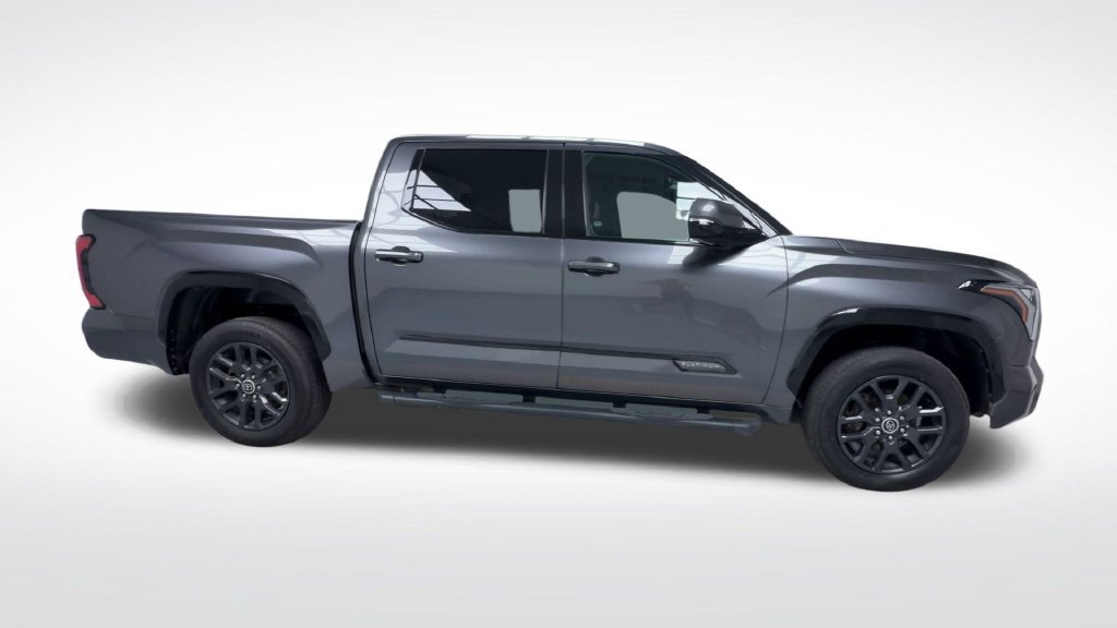 Used 2023 Toyota Tundra Platinum AWD/4WD image 9