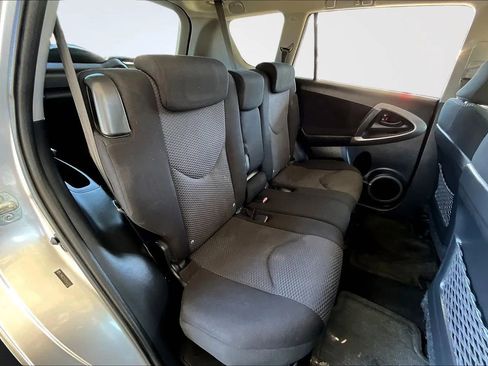 Used 2007 Toyota RAV4 Sport image 19
