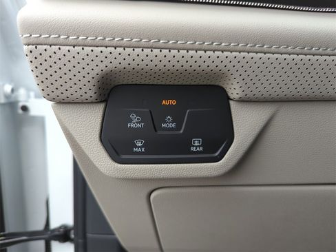 New 2026 Volkswagen Atlas SEL Premium R-Line image 41