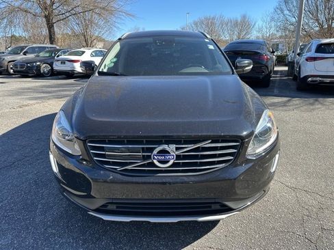 Used 2017 Volvo XC60 T5 Inscription w/ Advanced Package image 2