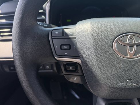 Certified 2025 Toyota Camry LE FWD image 21