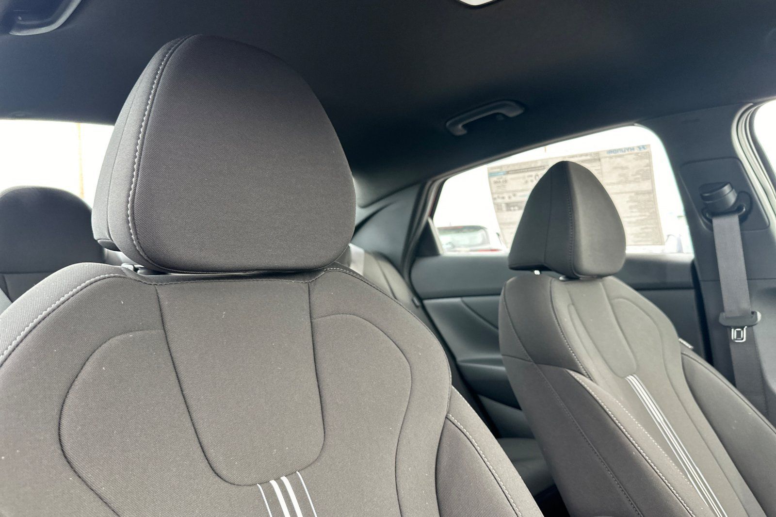 New 2026 Hyundai Elantra SEL FWD image 16