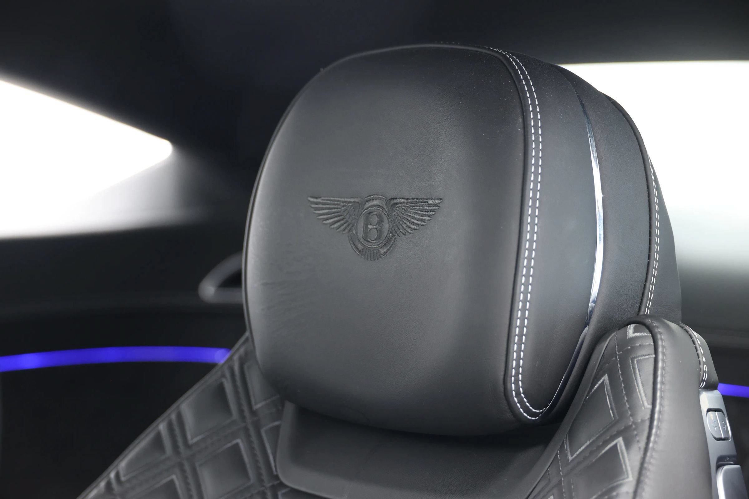 Used 2020 Bentley Continental GT AWD/4WD image 21