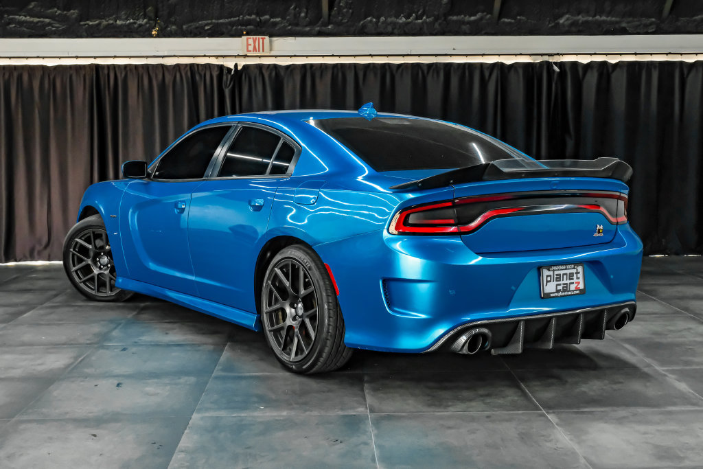 Used 2015 Dodge Charger R/T Scat Pack RWD image 11