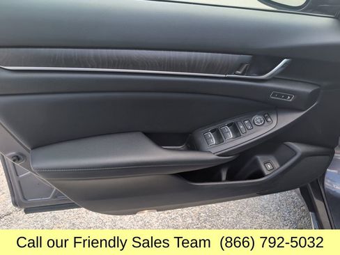 Used 2022 Honda Accord EX-L image 11