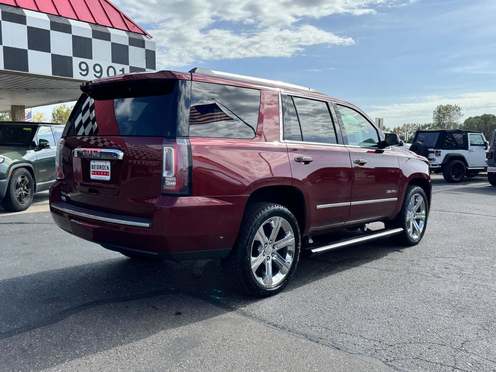 Used 2019 GMC Yukon Denali w/ Denali Ultimate Package AWD/4WD image 7